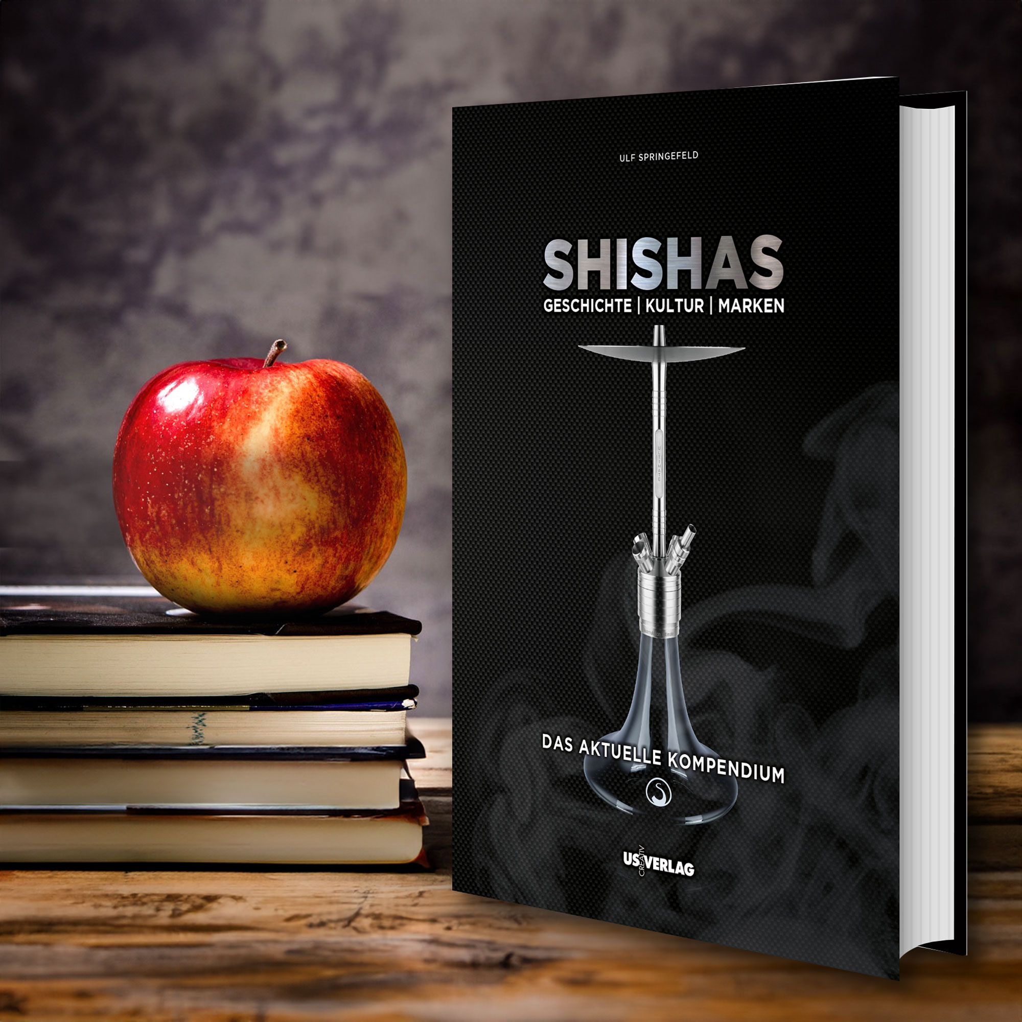 Shishabuch_front_Stilleben https://www.amazon.de/SHISHAS-Das-aktuelle-Kompendium-Geschichte-Kultur/dp/3982250390